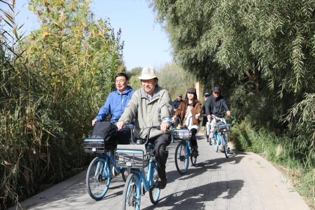 走遍中国·甘肃——中国文促会好意思术家写生创作行径走进甘肃张掖